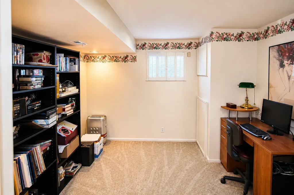 6319 Briar Road Willowbrook IL 60527