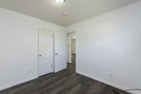 2123 North Mcaree Road Waukegan IL 60087
