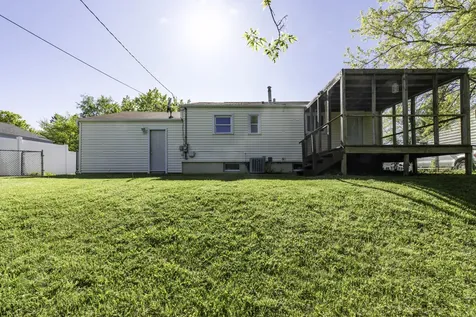 2123 North Mcaree Road Waukegan IL 60087