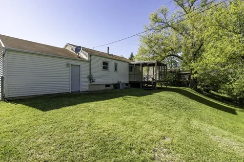 2123 North Mcaree Road Waukegan IL 60087