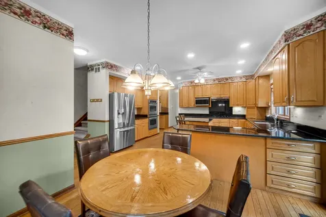 1183 Silo Hill Drive Grayslake IL 60030