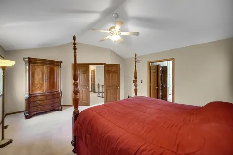1183 Silo Hill Drive Grayslake IL 60030