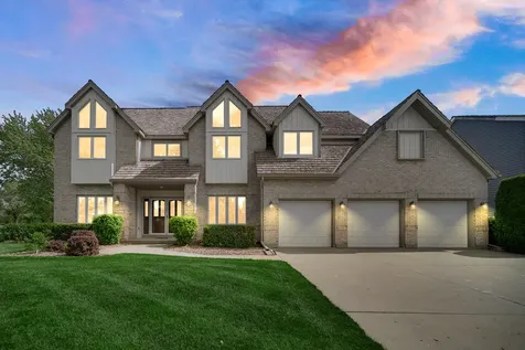 1183 Silo Hill Drive Grayslake IL 60030