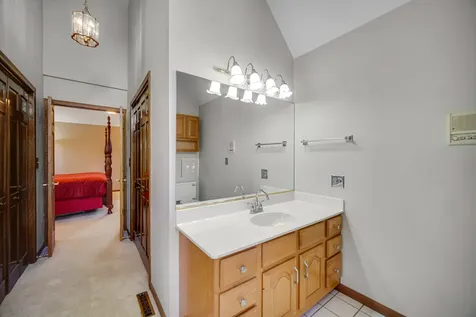 1183 Silo Hill Drive Grayslake IL 60030