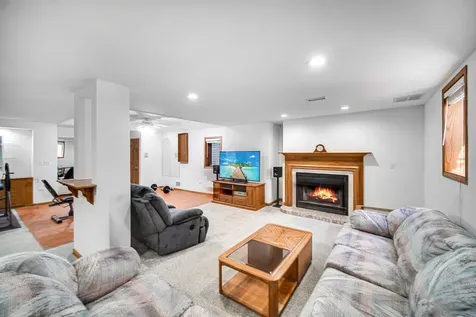 1183 Silo Hill Drive Grayslake IL 60030
