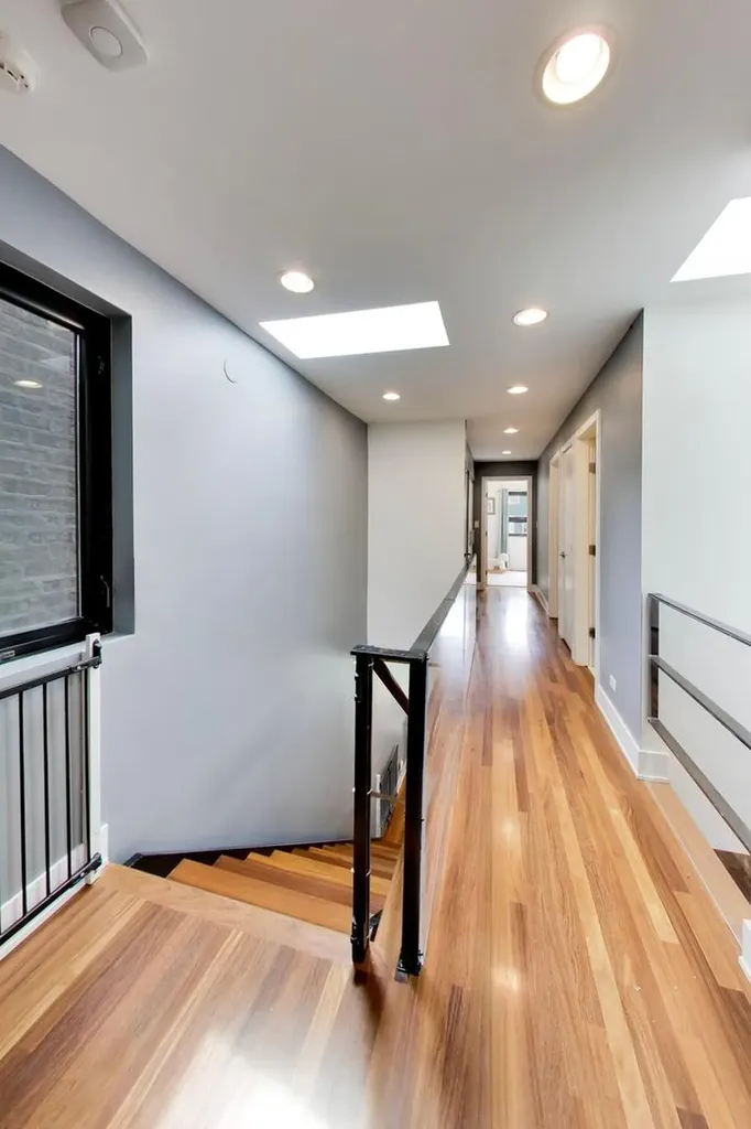 1029 North Honore Street Chicago IL 60622