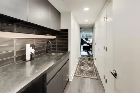 1029 North Honore Street Chicago IL 60622