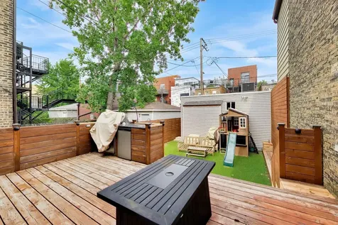 1029 North Honore Street Chicago IL 60622