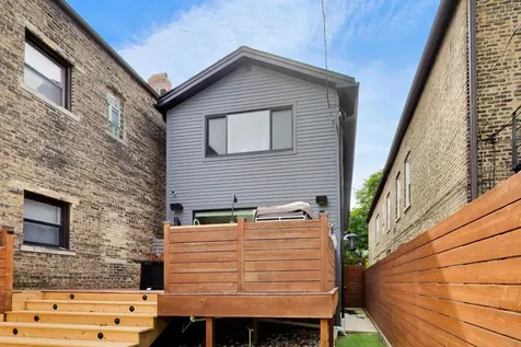 1029 North Honore Street Chicago IL 60622