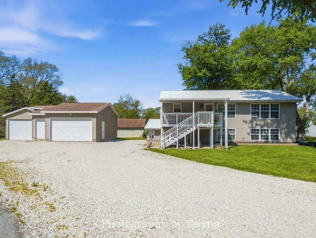 6340 East River Court Kankakee IL 60901
