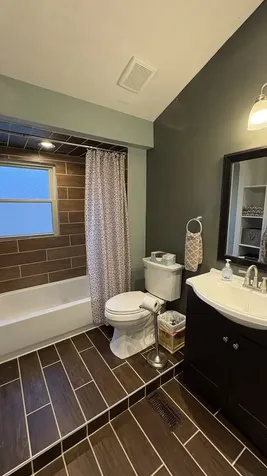 10444 South Troy Street Chicago IL 60655