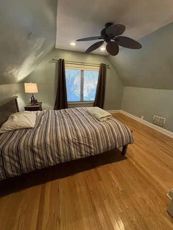 10444 South Troy Street Chicago IL 60655