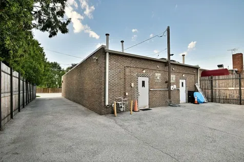 1157 East Algonquin Road Des Plaines IL 60016