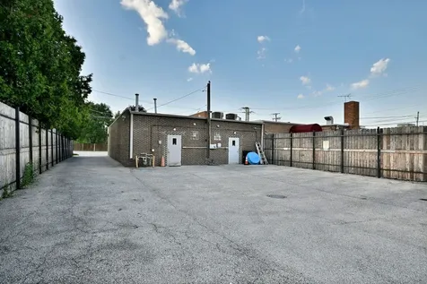 1157 East Algonquin Road Des Plaines IL 60016