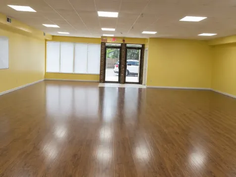 1157 East Algonquin Road Des Plaines IL 60016