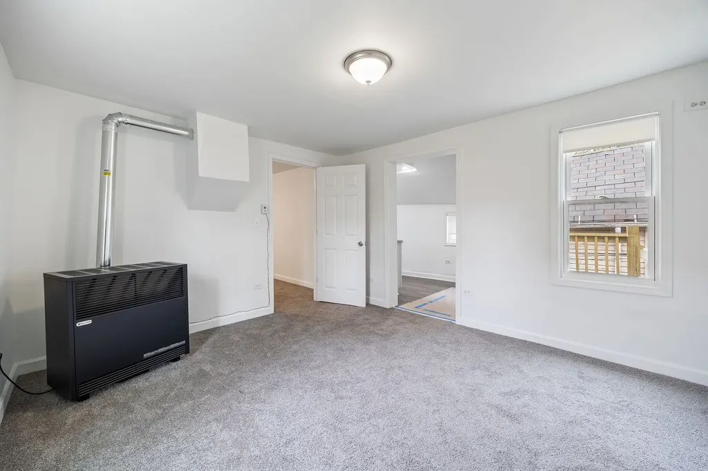 3017 East 83rd Street Chicago IL 60617