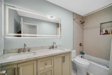 3010 North Kennicott Avenue Arlington Heights IL 60004