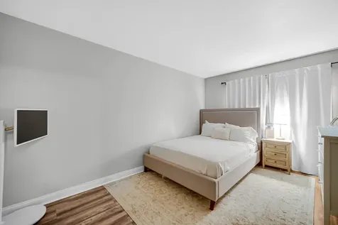 3010 North Kennicott Avenue Arlington Heights IL 60004