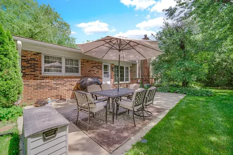 3010 North Kennicott Avenue Arlington Heights IL 60004