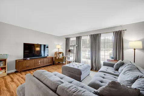 3010 North Kennicott Avenue Arlington Heights IL 60004