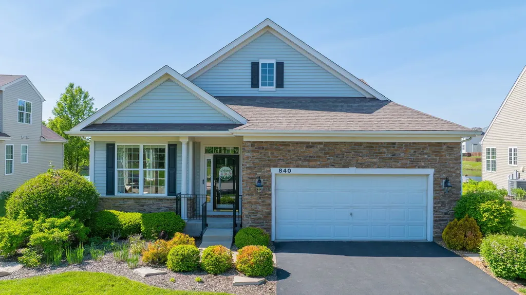 840 Colchester Drive Oswego IL 60543