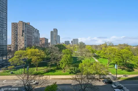 345 West Fullerton Parkway Chicago IL 60614