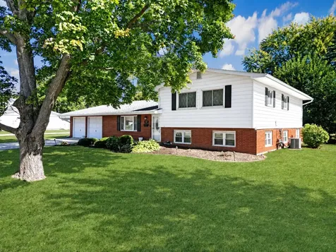517 South 5th Street Princeton IL 61356