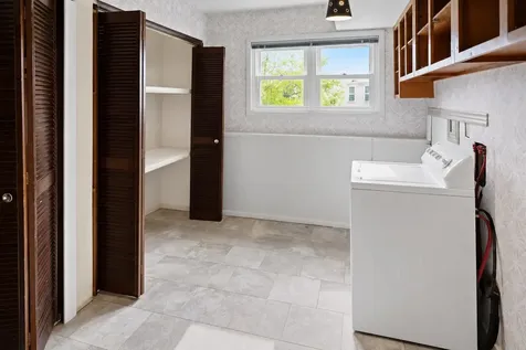 517 South 5th Street Princeton IL 61356