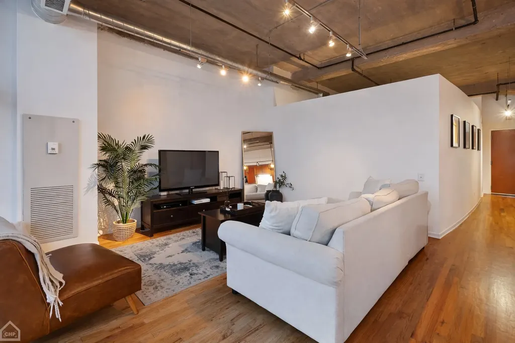 210 South Desplaines Street Chicago IL 60661