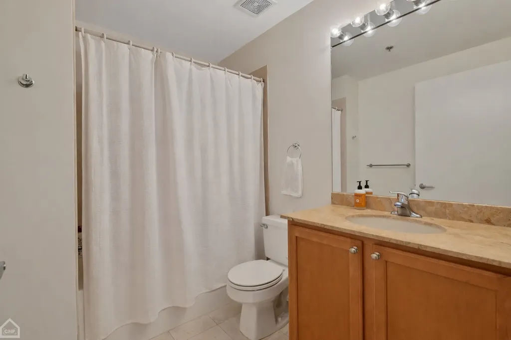 210 South Desplaines Street Chicago IL 60661