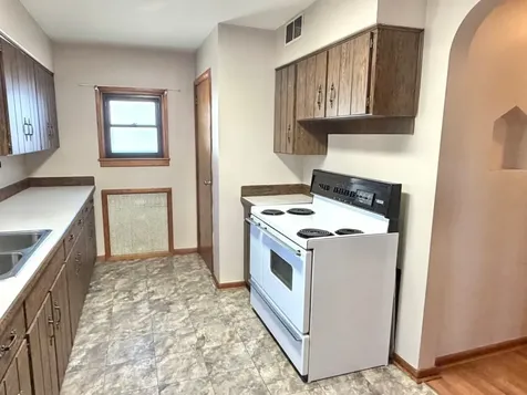 1404 Plain Street Peru IL 61354