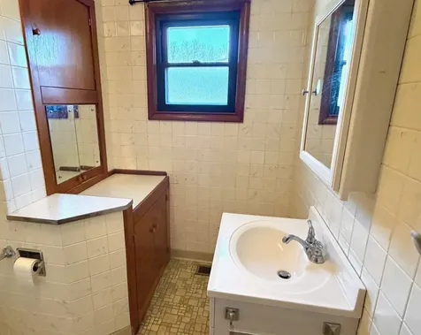 1404 Plain Street Peru IL 61354