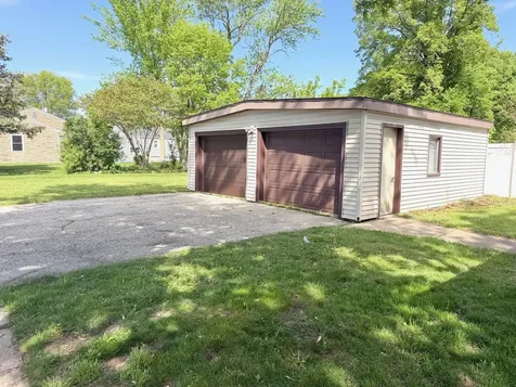 1404 Plain Street Peru IL 61354