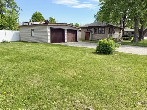 1404 Plain Street Peru IL 61354