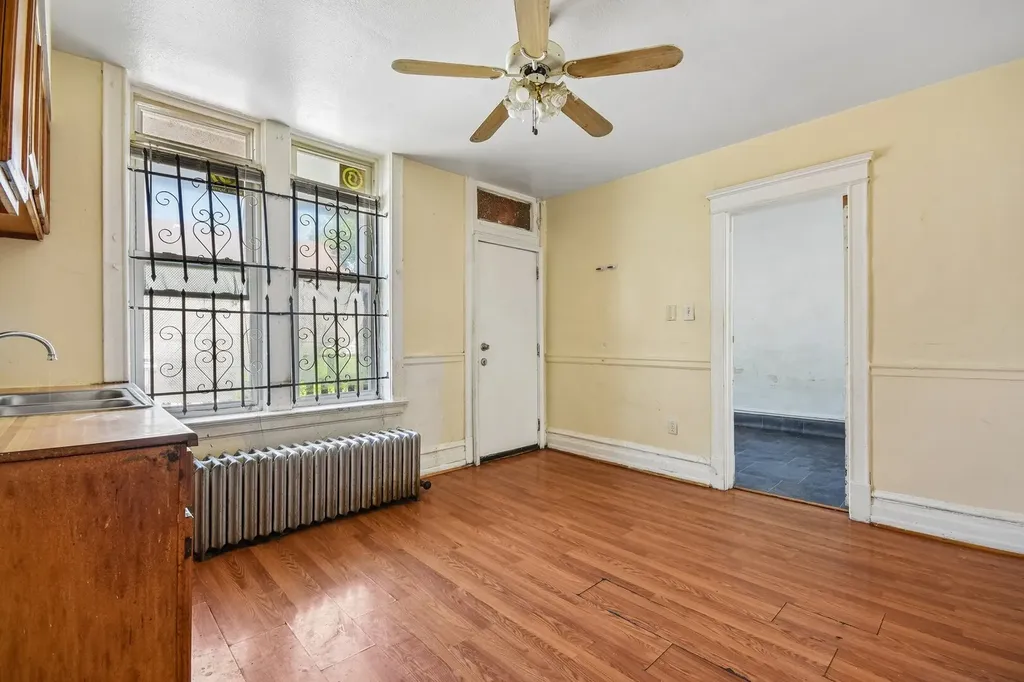 5542 South Paulina Street Chicago IL 60636