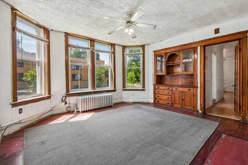 5542 South Paulina Street Chicago IL 60636