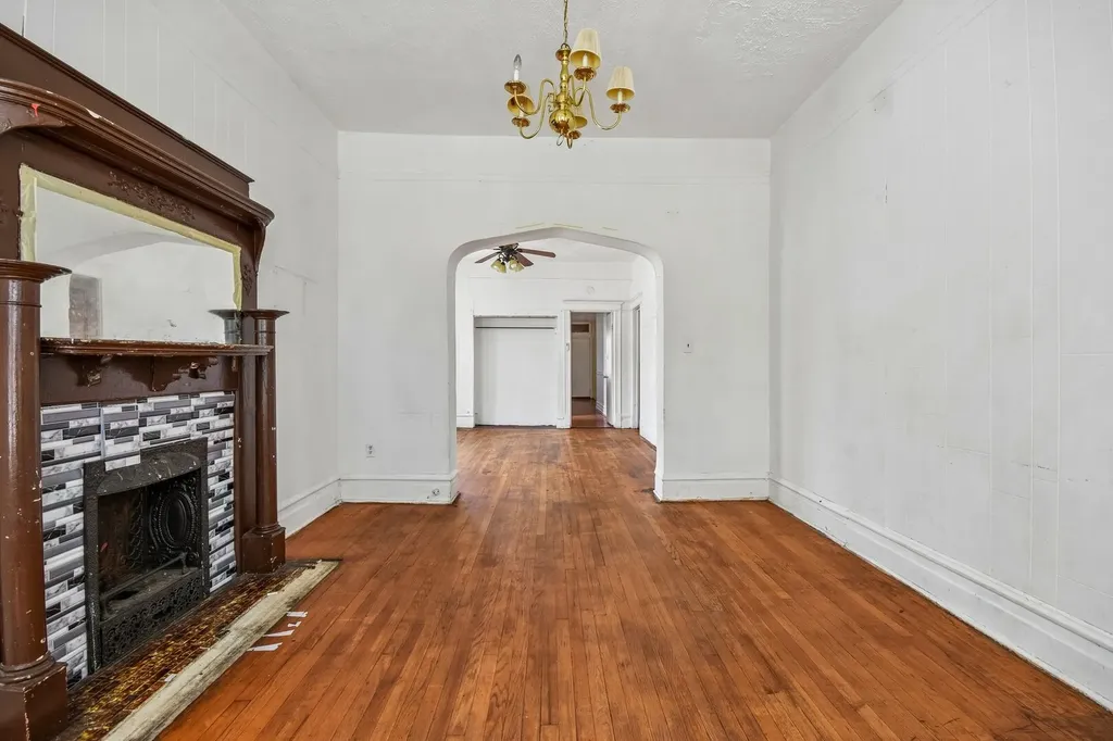 5542 South Paulina Street Chicago IL 60636
