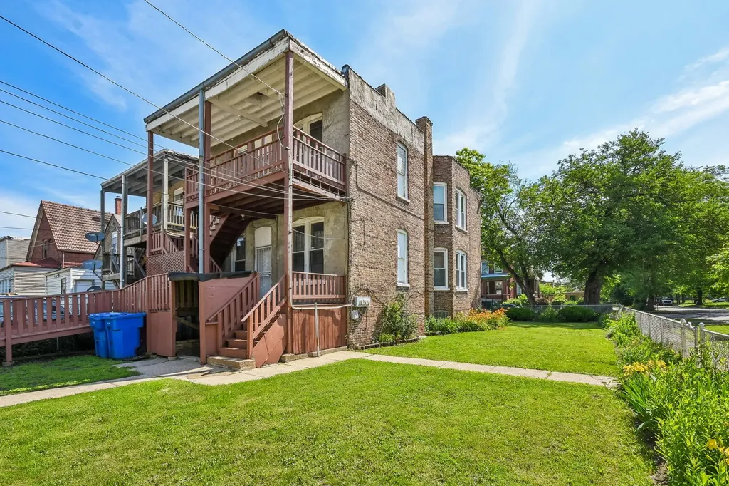 5542 South Paulina Street Chicago IL 60636