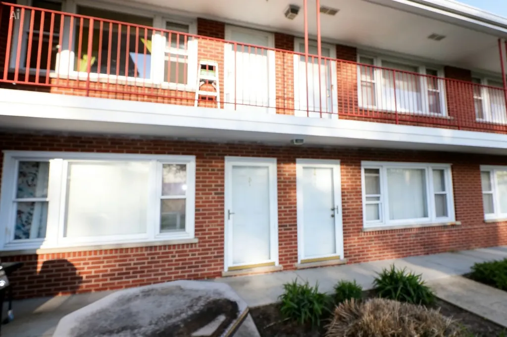 1109 Holiday Lane Des Plaines IL 60016