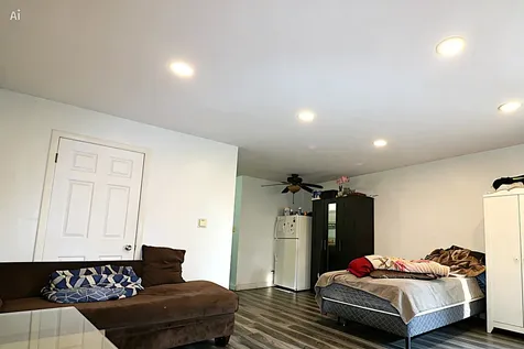 1109 Holiday Lane Des Plaines IL 60016