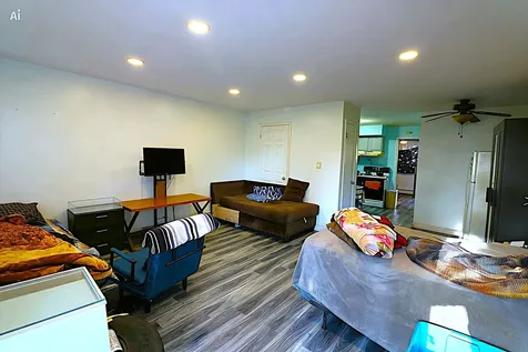 1109 Holiday Lane Des Plaines IL 60016