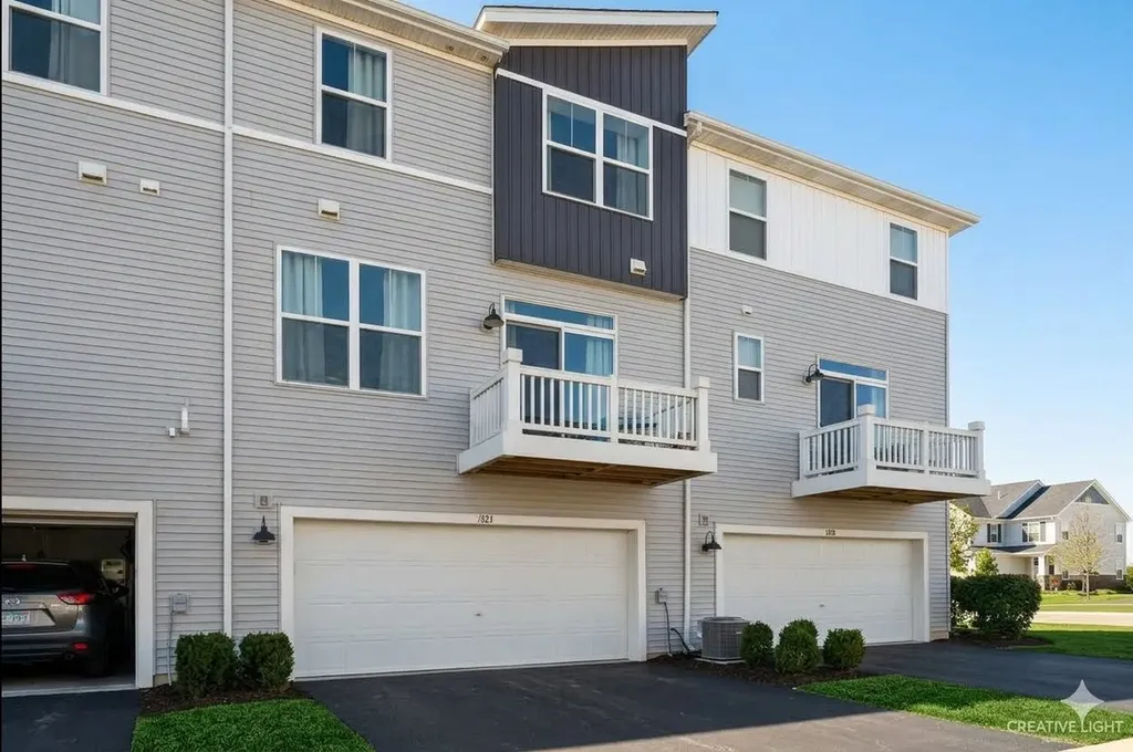 4203 Calder Lane Aurora IL 60504