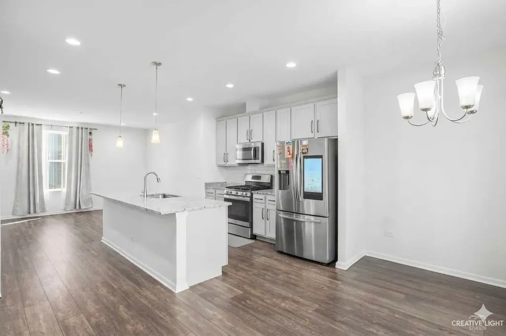 4203 Calder Lane Aurora IL 60504