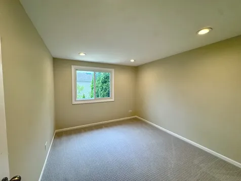 638 Lakeside Circle Drive Wheeling IL 60090
