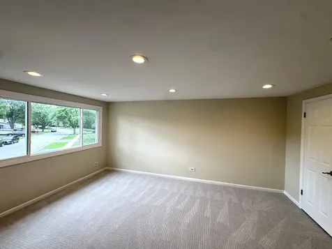 638 Lakeside Circle Drive Wheeling IL 60090