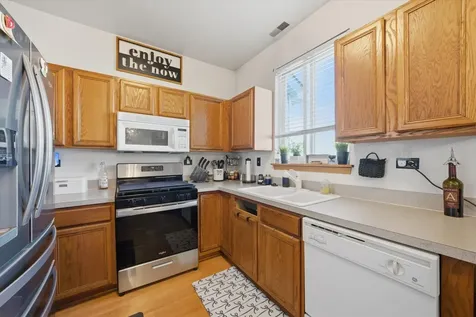 3554 Woodside Court Joliet IL 60431