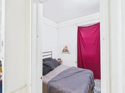 2711 West Haddon Avenue Chicago IL 60622