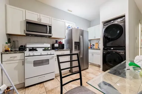 6713 South Sangamon Street Chicago IL 60621