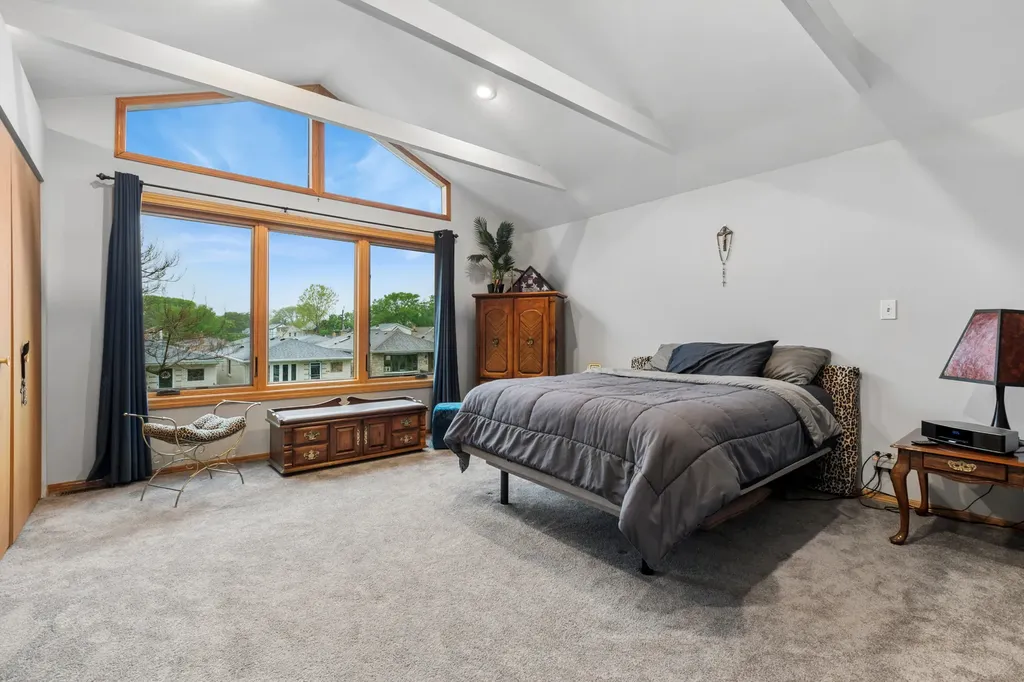 3217 North Paris Avenue Chicago IL 60634
