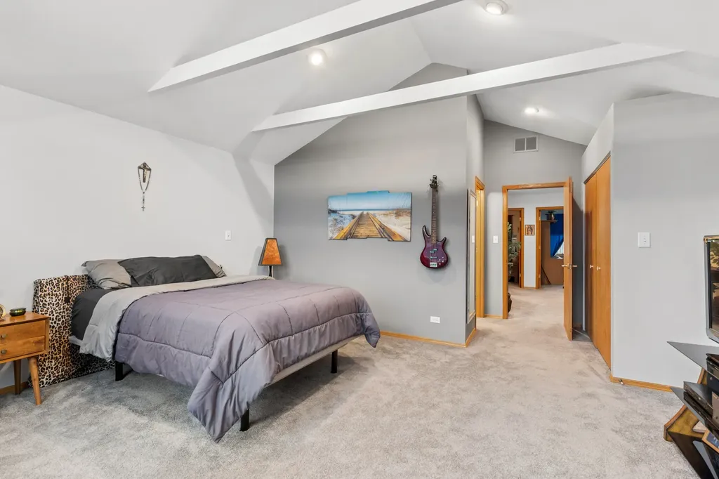 3217 North Paris Avenue Chicago IL 60634